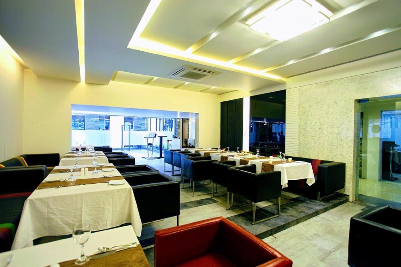 Galesia Hotel & Resort - ธากา ภายนอก รูปภาพ